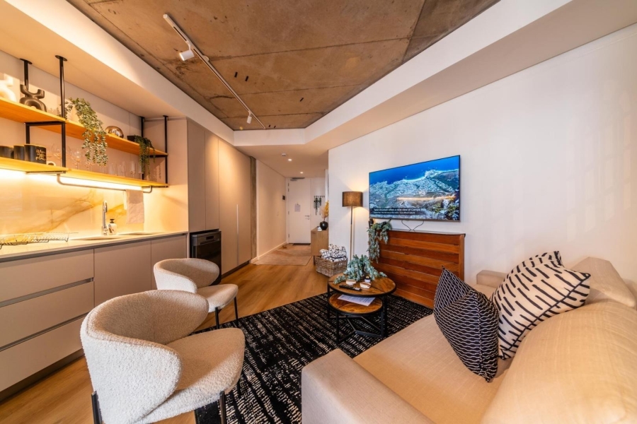 2 Bedroom Property for Sale in Sea Point Western Cape